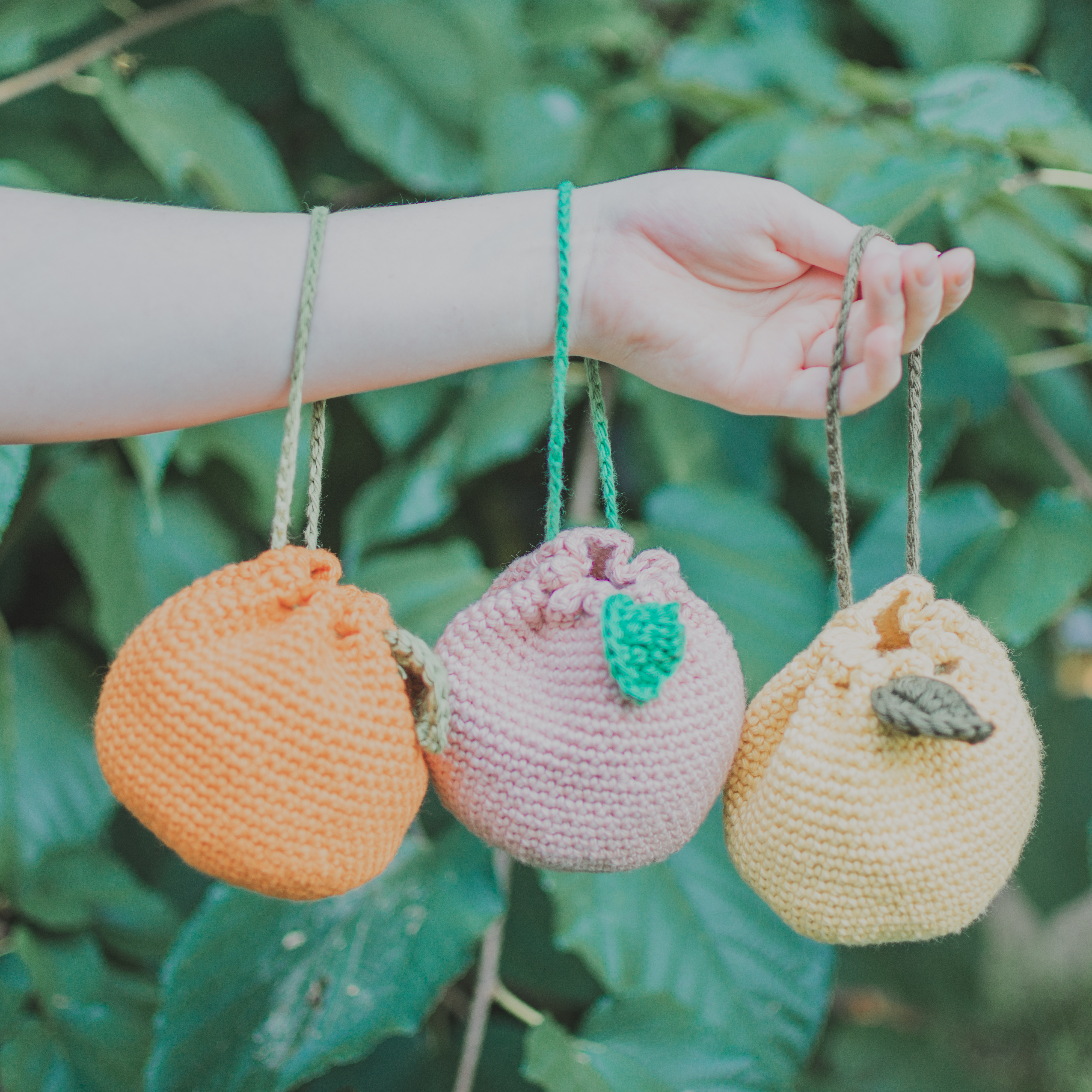 Female Crocheted Purse Drawstring Knitting Bag Orange Shape Cute Fruit Pouch  Daily Bag for Girls Women