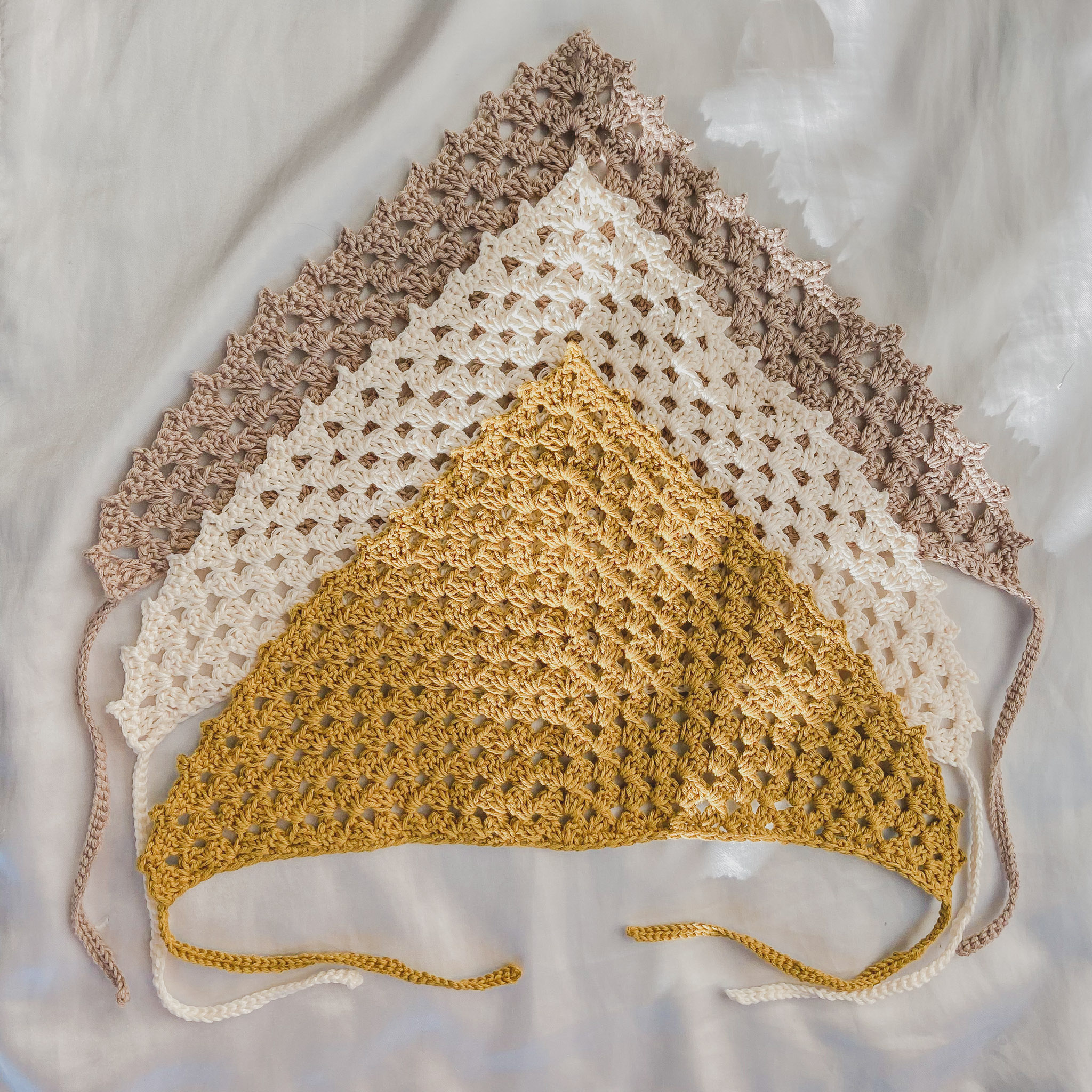 Beginner Crochet Granny Triangle Bandana Free Pattern + Video