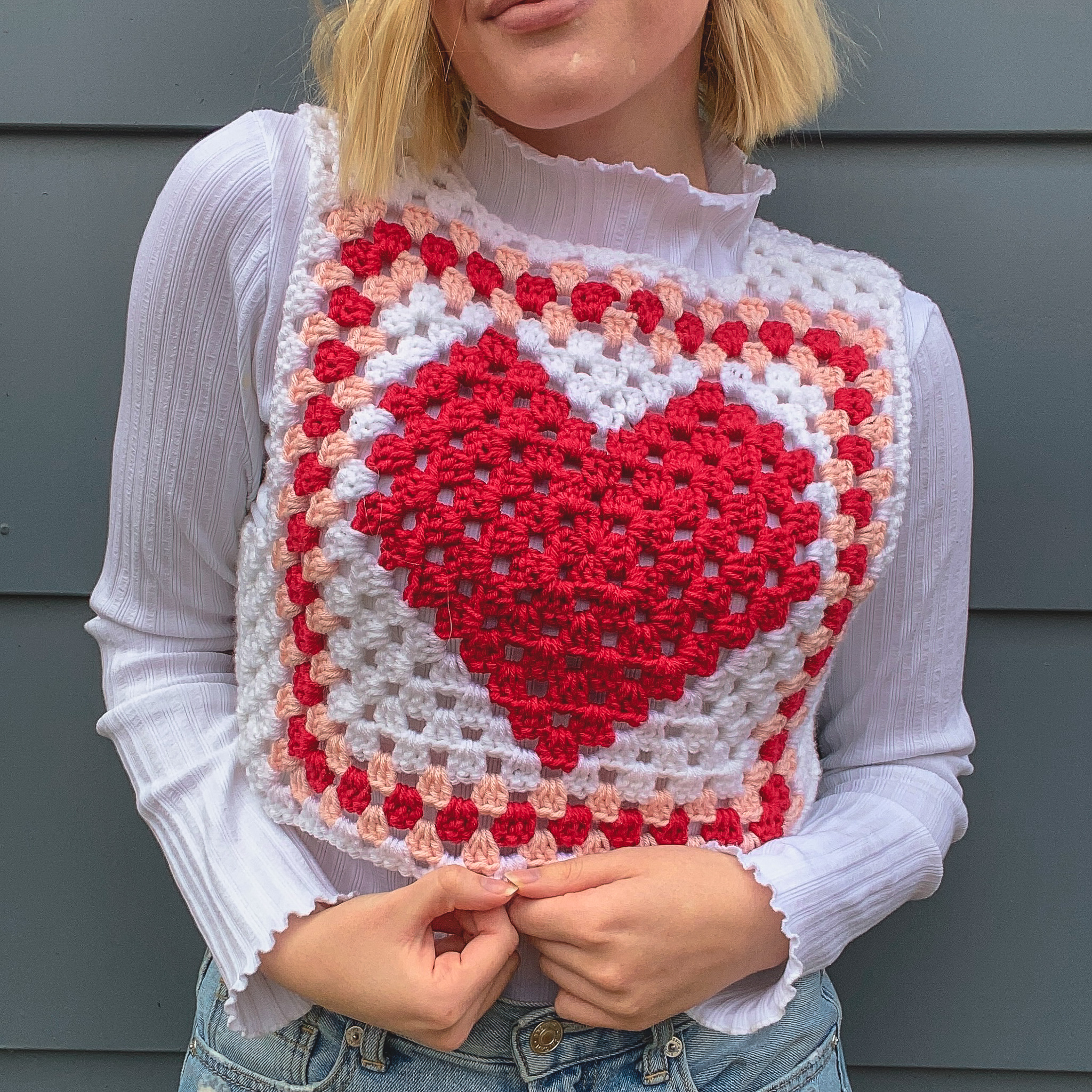 Hilsen Peer pære Crochet Valentine Granny Square Vest - FREE Pattern - Hayhay Crochet