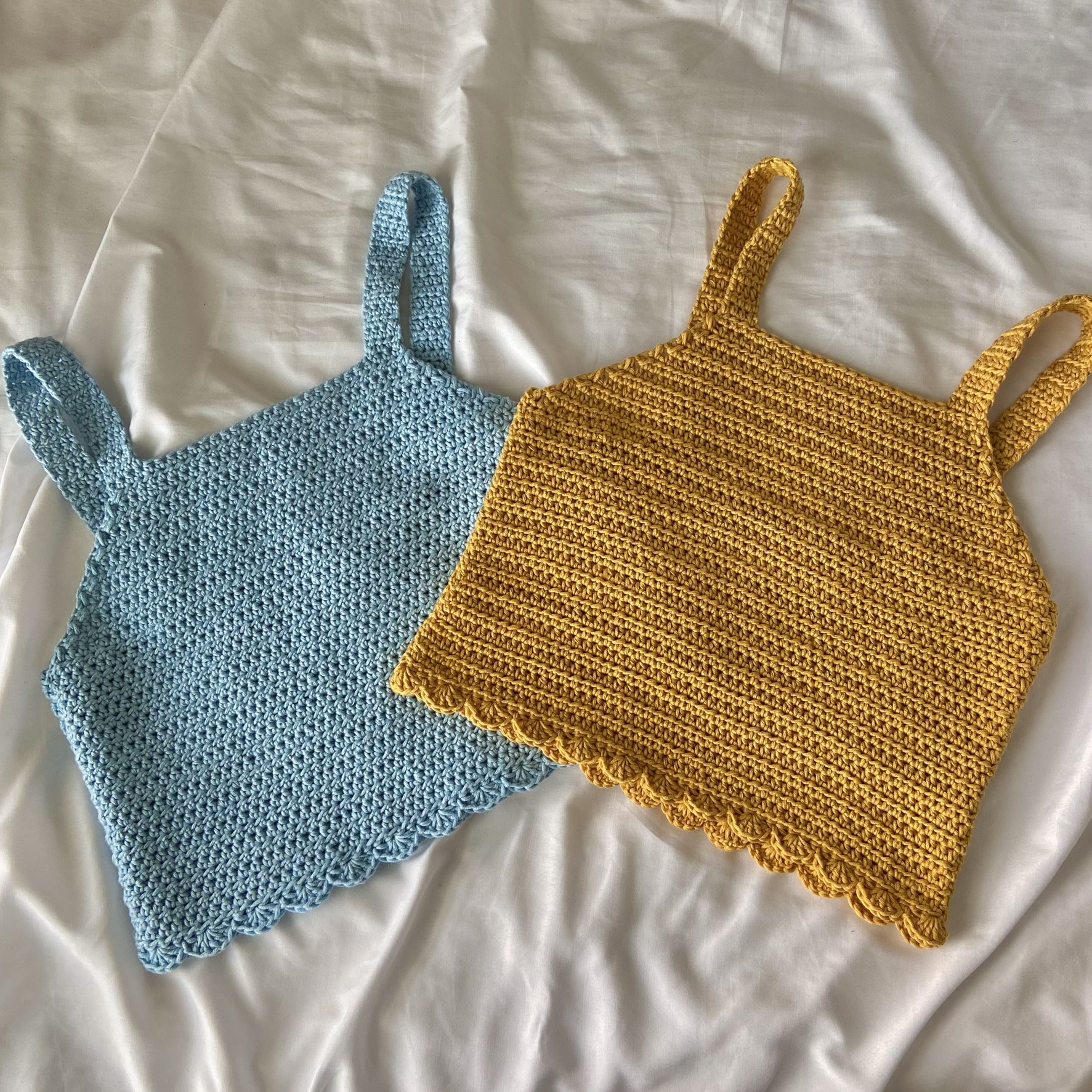 Scallop V-neck Camisole - Free Crochet Pattern