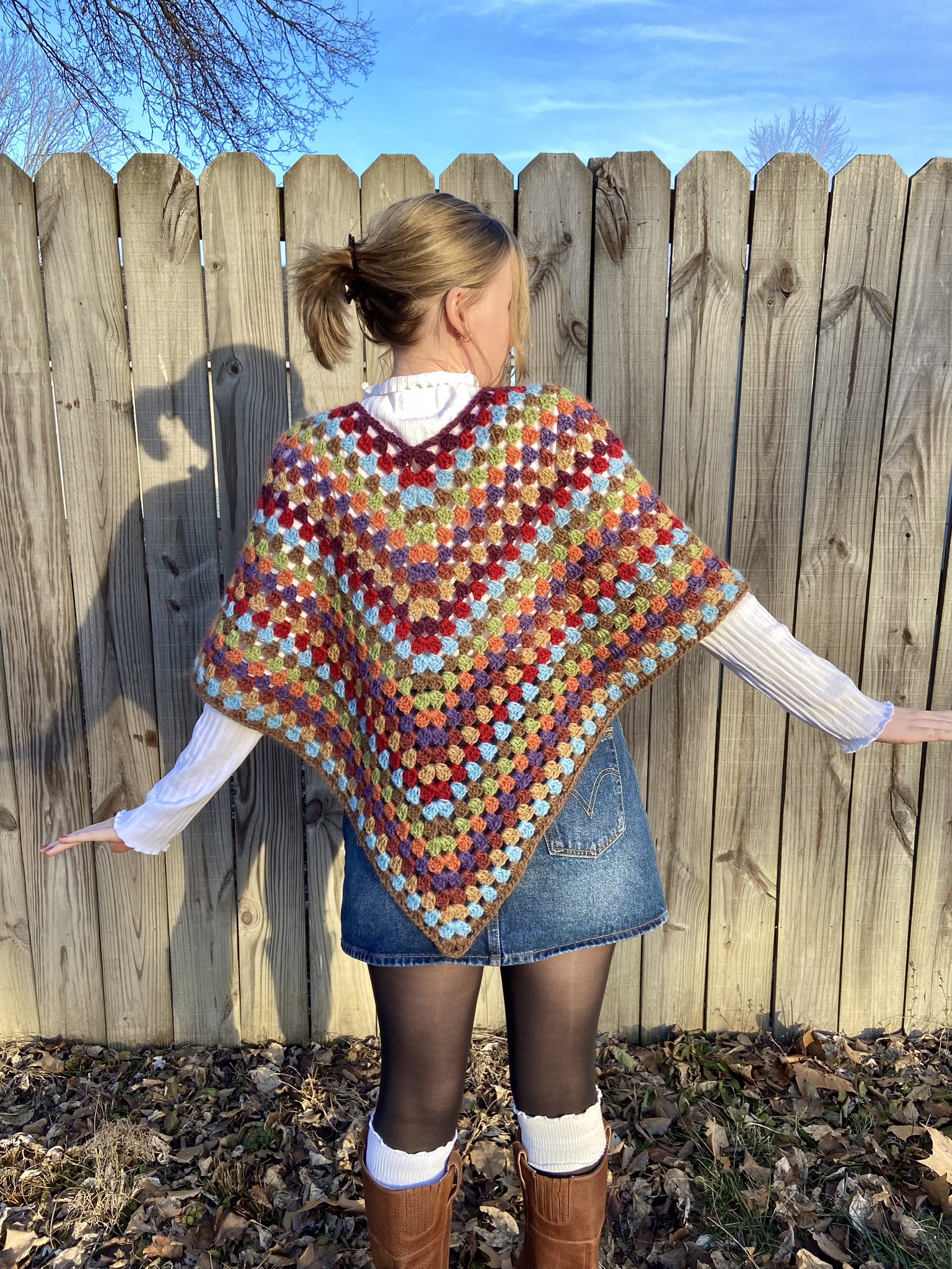 16+ Crochet Poncho Pattern Free EASY Crochet Granny Stripe Poncho – FREE Pattern + Video Tutorial